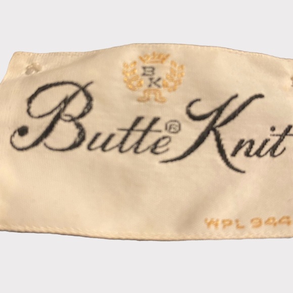 Vintage Ladies Leisure Pantsuit by Butte Knit - Picture 3 of 6